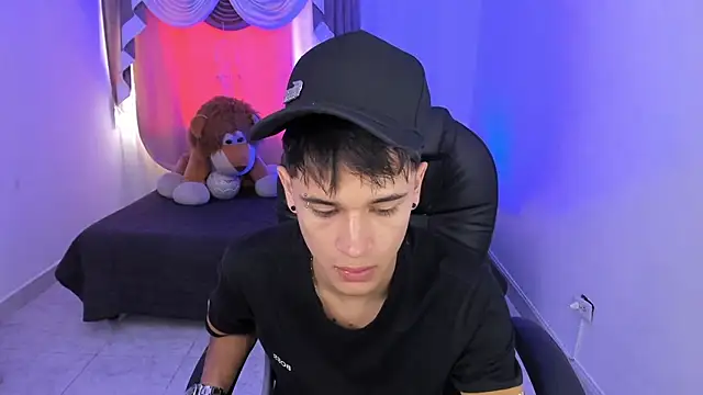 Aron Boyy online show from 03/03/26, 08:04