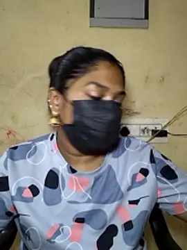 Tamil Attitude queen online show from 04/15/26, 07:10