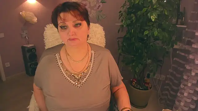 Snapshot of rebekkacharm chatting on 03/22/25, 09:42 rebekkacharm online show from 03/22/25, 09:42