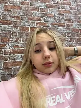 Sky Cutie online show from 01/17/26, 03:44