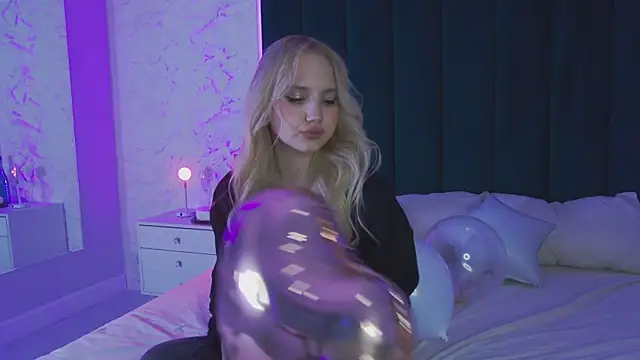 Sky Cutie online show from 04/03/26, 04:21