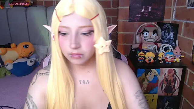 Snapshot of _alexa19pretty_ chatting on 07/15/26, 07:41 alexa19pretty online show from 07/15/26, 07:41