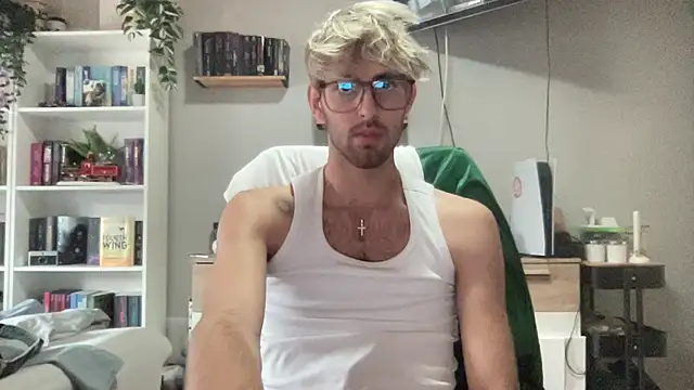 Snapshot of Dorfner_P chatting on 11/15/25, 02:57 Dorfner P online show from 11/15/25, 02:57