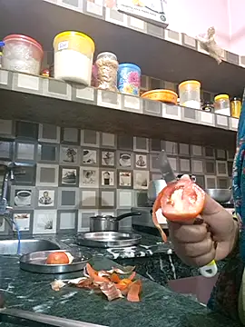 Snapshot of anjalibb chatting on 09/29/25, 04:06 anjalibb online show from 09/29/25, 04:06