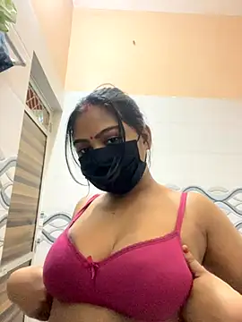 Snapshot of anjalibb chatting on 10/17/25, 10:29 anjalibb online show from 10/17/25, 10:29