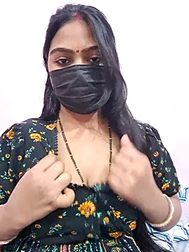 Snapshot of anjalibb chatting on 11/14/25, 10:36 anjalibb online show from 11/14/25, 10:36