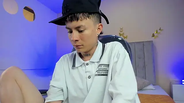 Nascary Fox online show from 04/10/26, 02:55