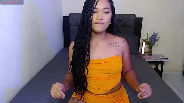 Snapshot of scarletfox_23 chatting on 09/29/25, 08:46 scarletfox 23 online show from 09/29/25, 08:46