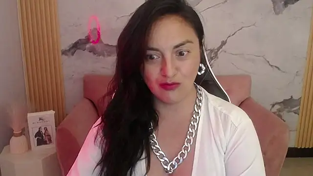 tamara ch1 online show from 11/18/25, 03:34