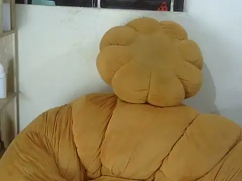 anna-sweet69 online show from 11/14/25, 12:53