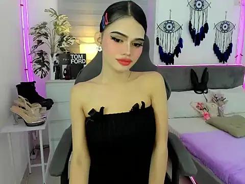 Snapshot of tstoni_talks chatting on 11/08/25, 10:15 tstoni talks online show from 11/08/25, 10:15