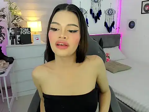 Snapshot of tstoni_talks chatting on 11/24/25, 03:06 tstoni talks online show from 11/24/25, 03:06