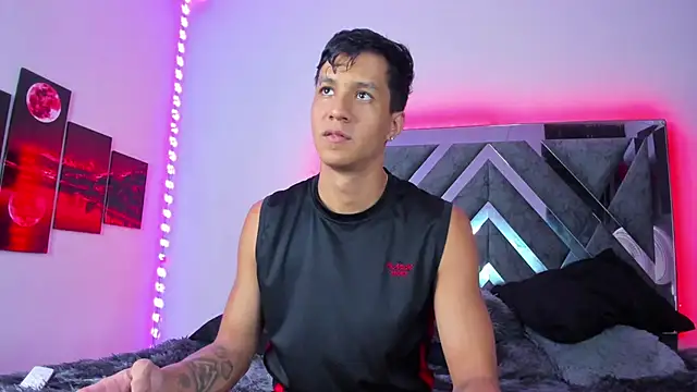 Robertmiller21 online show from 09/24/25, 04:38