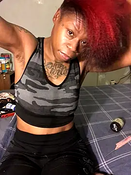 Snapshot of Tishrella6 chatting on 09/19/25, 11:33 Tishrella6 online show from 09/19/25, 11:33