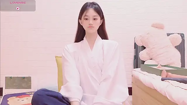 marina-cutegirll online show from 02/16/26, 03:52