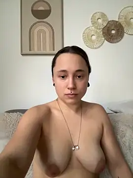 stelli 99 online show from 12/05/25, 08:01