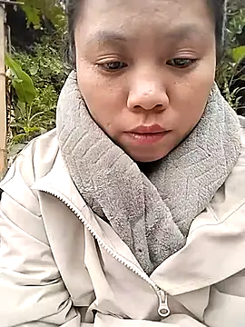 venu00 online show from 11/20/25, 02:01