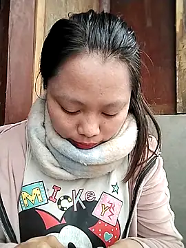 venu00 online show from 02/23/26, 03:15