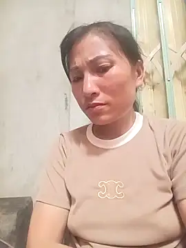 Snapshot of YAYAA-502 chatting on 10/02/25, 07:37 YAYAA-502 online show from 10/02/25, 07:37