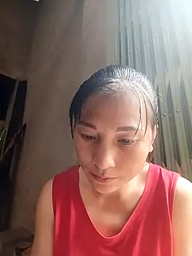 Snapshot of YAYAA-502 chatting on 10/11/25, 01:49 YAYAA-502 online show from 10/11/25, 01:49