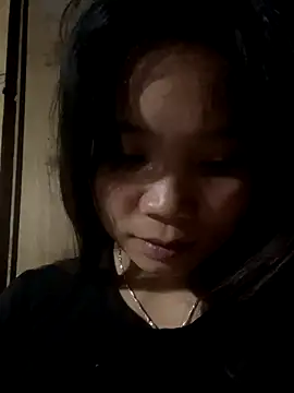 Ngoc-bbi online show from 12/21/25, 02:46