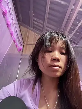 Snapshot of Ngoc-bbi chatting on 04/24/26, 03:03 Ngoc-bbi online show from 04/24/26, 03:03