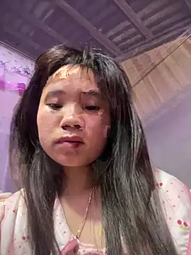 Snapshot of Ngoc-bbi chatting on 04/25/26, 04:37 Ngoc-bbi online show from 04/25/26, 04:37