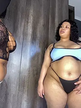 Ebony Warlock  online show from 12/16/25, 08:52