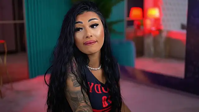 ArabellaPosh online show from 10/28/25, 06:17