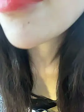 Snapshot of Clara8899 chatting on 06/29/26, 01:56 Clara8899 online show from 06/29/26, 01:56