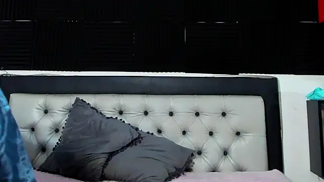 Akalidemon online show from 10/01/25, 03:23