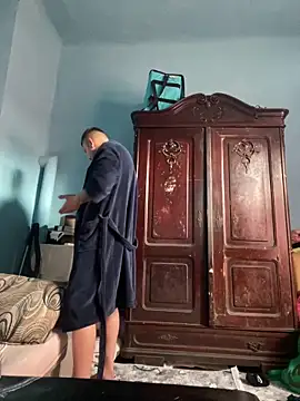 Daniel cornel online show from 04/10/26, 11:59