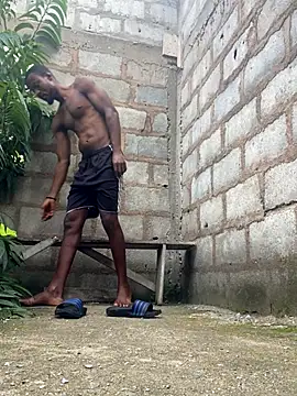 Makemecum634941 online show from 10/05/25, 10:13