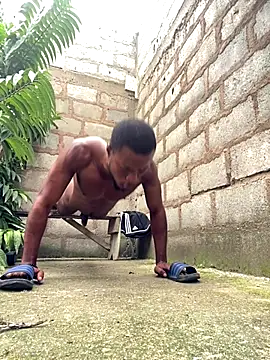 Makemecum634941 online show from 11/13/25, 08:46