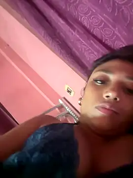 Snapshot of angelofyourworld chatting on 11/22/25, 06:51 angelofyourworld online show from 11/22/25, 06:51