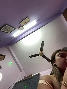 Snapshot of angelofyourworld chatting on 11/26/25, 02:23 angelofyourworld online show from 11/26/25, 02:23