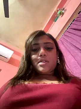 Snapshot of angelofyourworld chatting on 11/28/25, 09:45 angelofyourworld online show from 11/28/25, 09:45