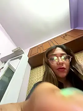 Snapshot of angelofyourworld chatting on 01/15/26, 11:41 angelofyourworld online show from 01/15/26, 11:41