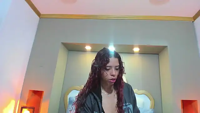 AteneaGreyy online show from 11/04/25, 11:42