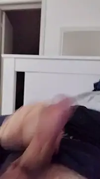 Snapshot of NewJoiner chatting on 11/02/25, 05:48 NewJoiner online show from 11/02/25, 05:48