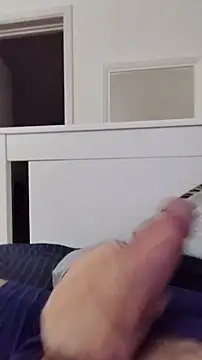 Snapshot of NewJoiner chatting on 11/05/25, 06:08 NewJoiner online show from 11/05/25, 06:08