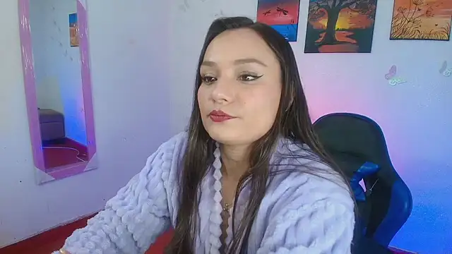 Snapshot of danna_888 chatting on 07/20/26, 10:34 danna 888 online show from 07/20/26, 10:34