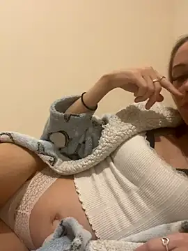 Angelloverxo online show from 12/04/25, 12:31