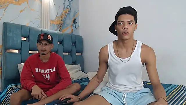 PRETTY FEM online show from 02/25/26, 01:37