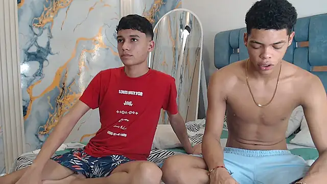 PRETTY FEM online show from 04/23/26, 01:40