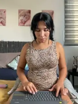 greciadom555 online show from 04/08/26, 09:26