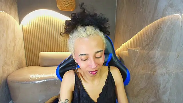 Agnis ink r online show from 10/15/25, 03:17