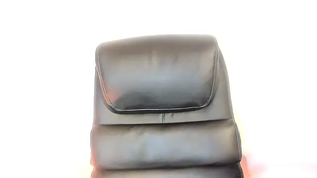 Snapshot of Manuel_FPG chatting on 09/18/25, 09:06 Manuel FPG online show from 09/18/25, 09:06