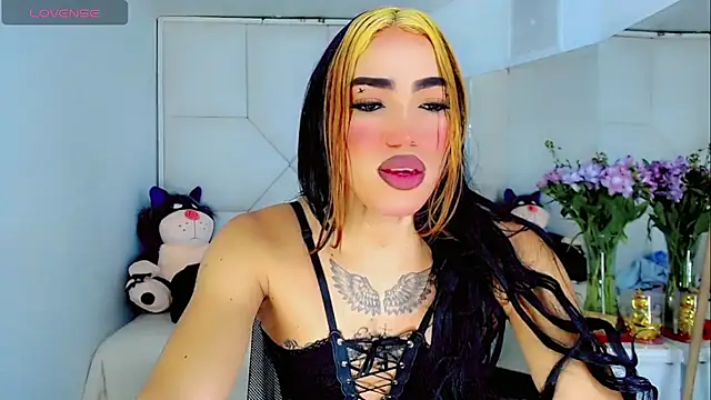 KatyuscaSubmissive online show from 11/13/25, 07:35