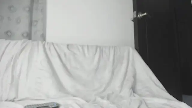 mila dash online show from 11/29/25, 02:03